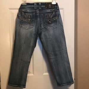 Buckle Miss Me Capri Jeans